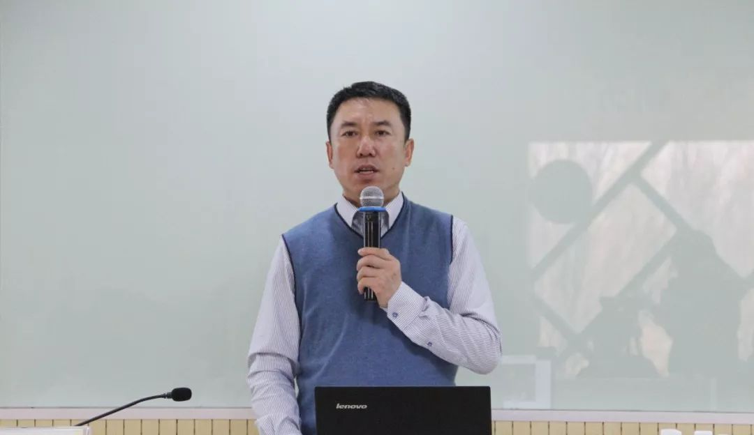 澳门码最快最准开奖结果,新奥门免费资料大全历史记录_重要动态的演变;如何让每个人都产生觉悟、喜欢解释落实